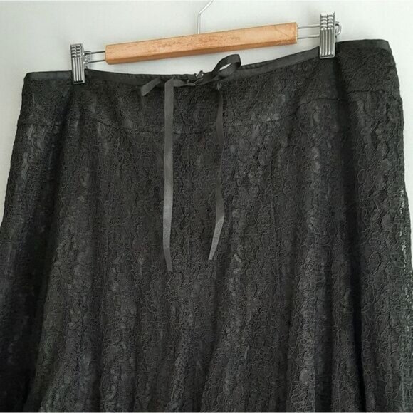 MXM / Floral Lace Balloon Hem Knee Length Skirt Black Sz 16 - Picture 4 of 12